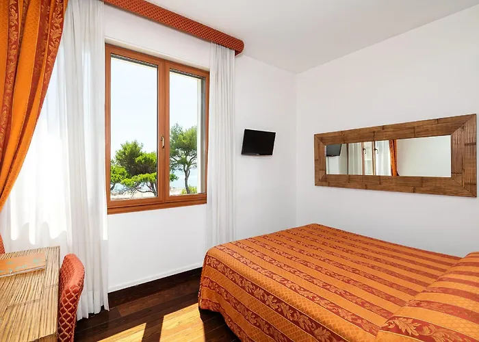 Hotel Rivamare