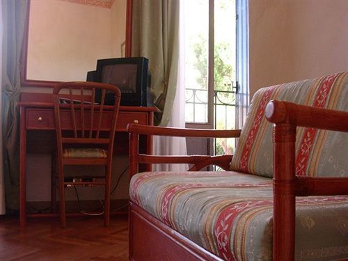Rivamare Hotel 3*